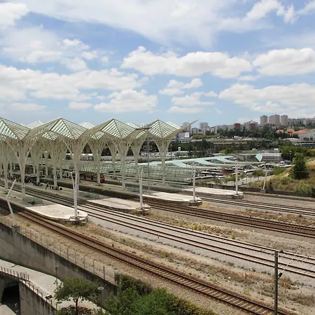 Apartment Av. D. Joao Ii Modern Apt Near Altice Arena Lissabon